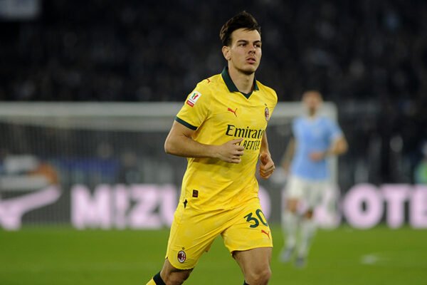 Milan, crescono le chance di titolarità per Jashari – SKY