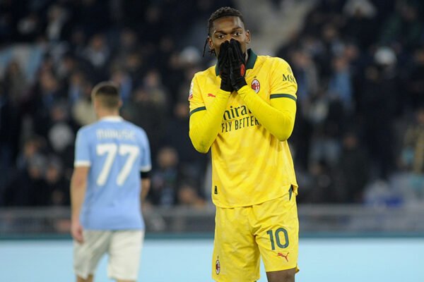 Milan, parole di addio da parte di Leao: “Spero possa tornare a vivere momenti di gioie e trionfi”