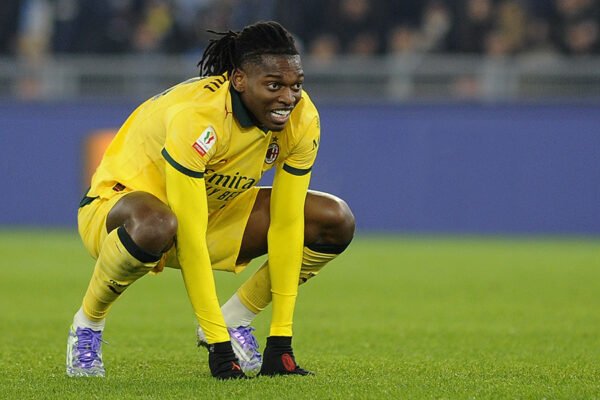 Leao pensa all’addio: “Ho parlato col Milan di una nuova esperienza”