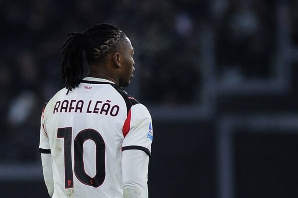 La Premier League nel futuro di Leao? Due club si informano