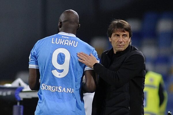 Napoli, caso Lukaku: l’attaccante resta in Belgio..salta il Milan?