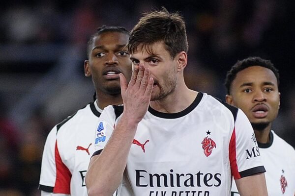 Milan, Gabbia e Loftus in campo a Napoli? Le ultime