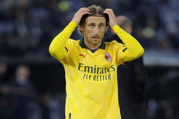 Milan, Modric riflette sul rinnovo, ma punta il Genoa!