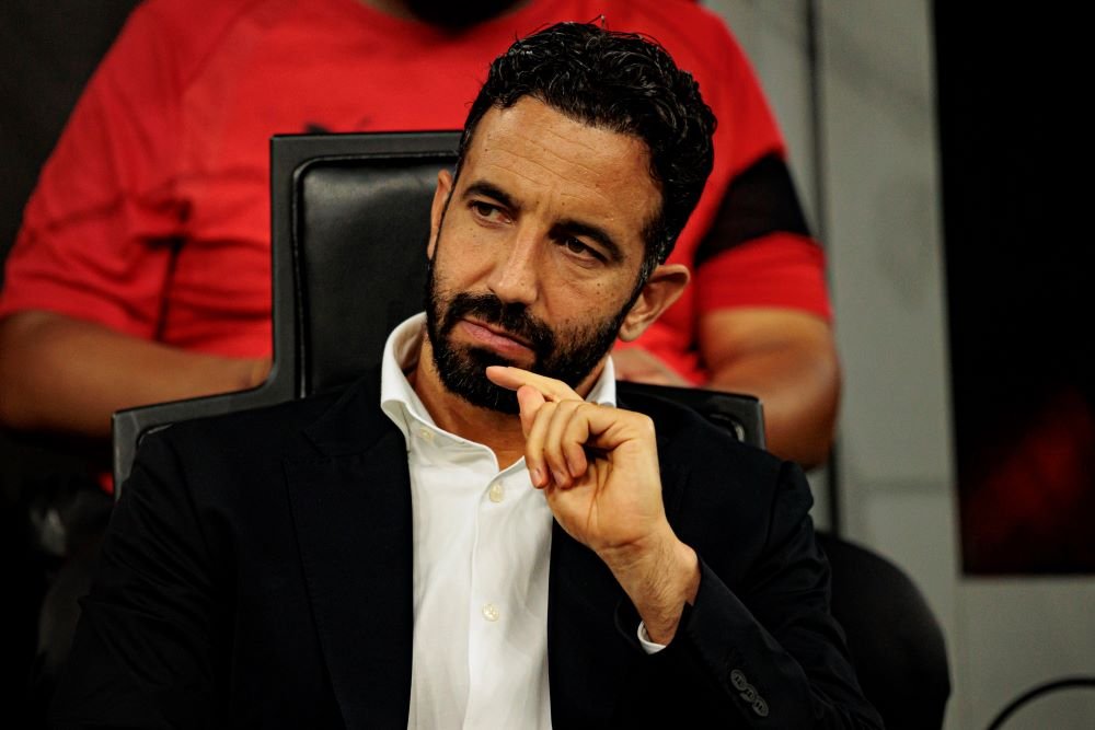 Milan, Amorim: “Non c’è stata partita, ma fa parte del percorso. Maignan? Ne parleremo a casa”